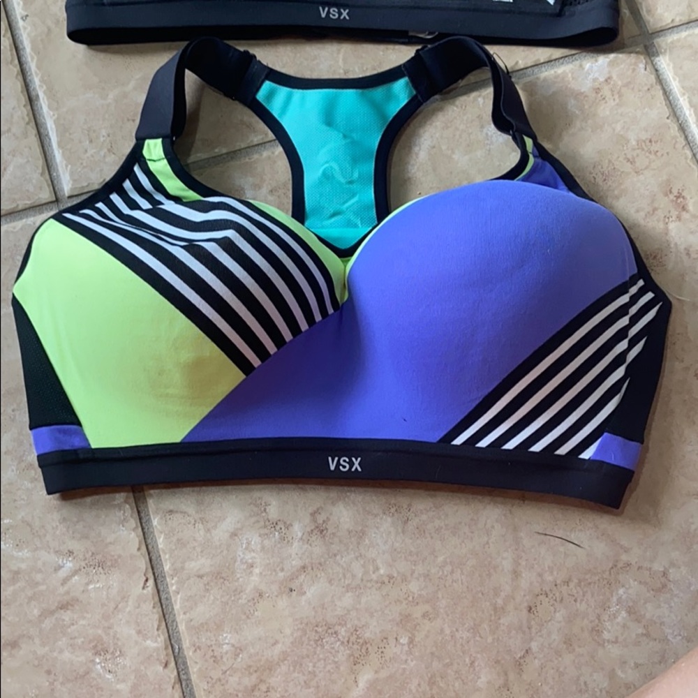 Nwot VSX incredible sports bra